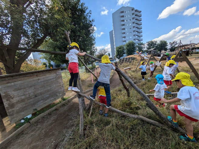 ラビリンスも実際に乗ってみて子どもが安全かどうか確かめます