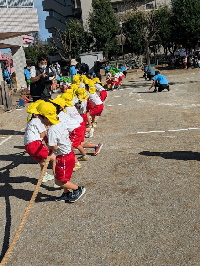 綱引きは２回戦ともきく組勝利